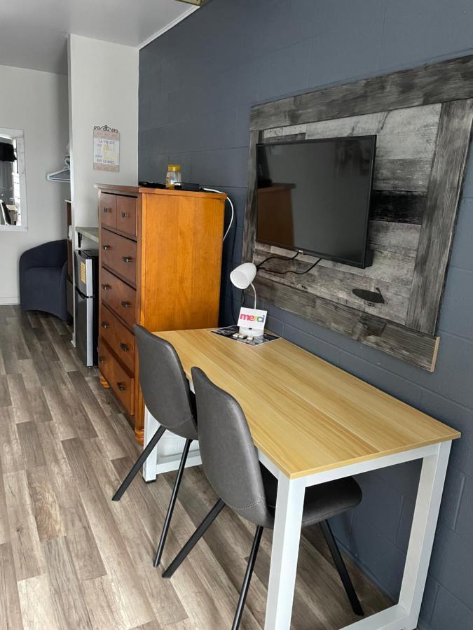 Motel Valois Yl Inc Acton Vale Kültér fotó