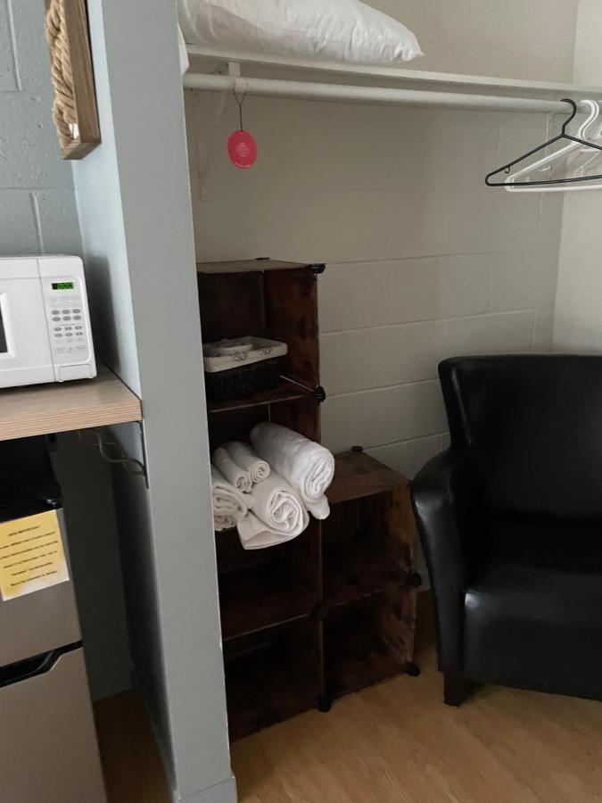 Motel Valois Yl Inc Acton Vale Kültér fotó